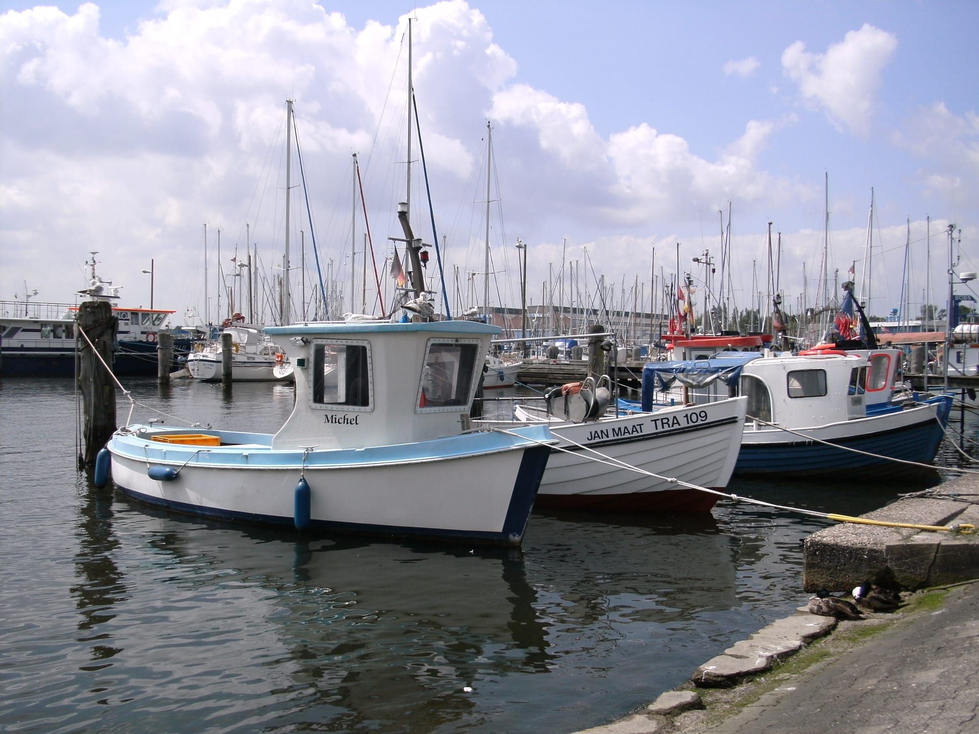 Fischkutter am Fischereihafen in Travemünde