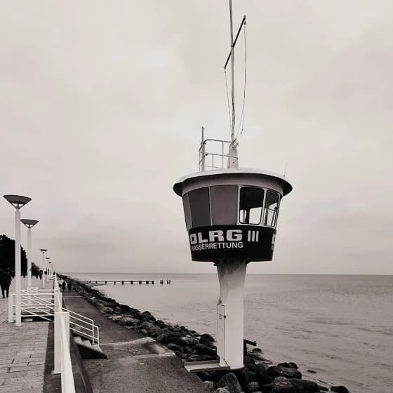 Travemünde, March 2025. An empty lifeguard tower on the Baltic Sea, waiting for summer. #travemuende