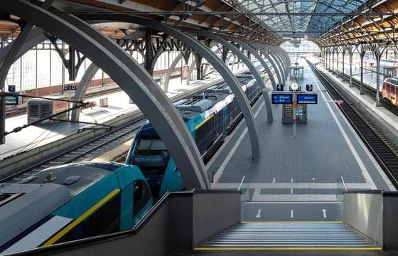 Stellwerksarbeiten legen Lübecker Hauptbahnhof lahm #BadOldesloe #DeutscheBahn #Erixx #Ersatzverkehr